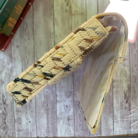 Handmade Plastic Canvas Clutch Purse Bag Variegated Yarn Neutrals Zig Zag Lined - Picture 8 of 12